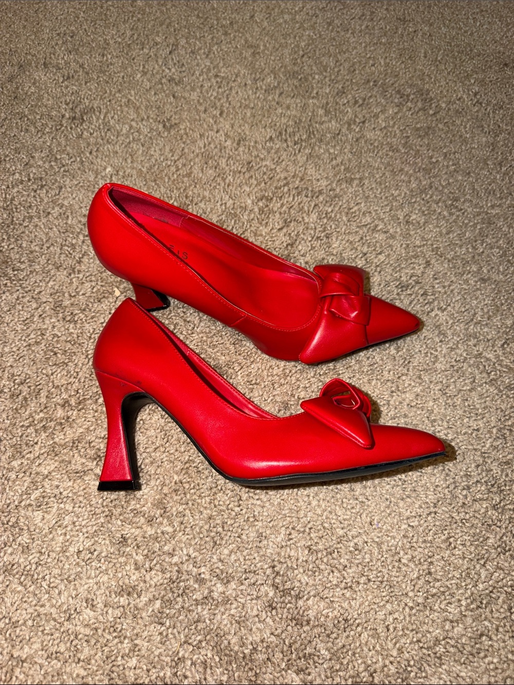 Red Pointed-Toe Knot Accent Heels for Women